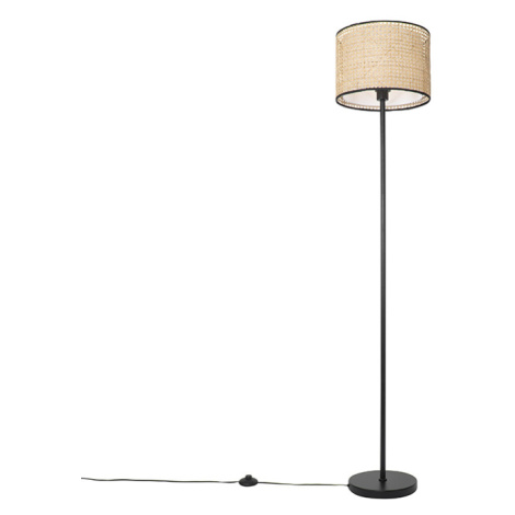 Rustikální stojací lampa černá s ratanovým stínítkem - Kata QAZQA