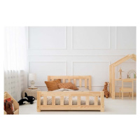 Dětská postel z borovicového dřeva v přírodní barvě 140x200 cm CPN – Adeko