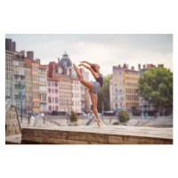 Fotografie Female ballet dancer dancing in the, Yanis Ourabah, 40x26.7 cm