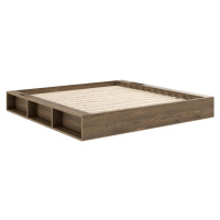 Hnědá dvoulůžková postel z borovicového dřeva s roštem 180x200 cm Ziggy – Karup Design