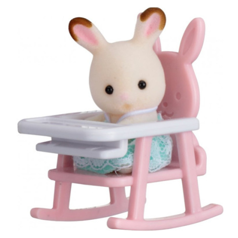 Sylvanian family Baby příslušenství - králík v dětské židličce