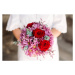 Fotografie Red roses and pink flowers in a bridal bouquet, Os Tartarouchos, 40 × 26.7 cm