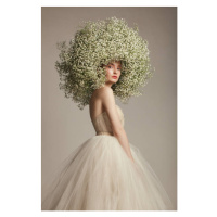 Fotografie Portrait of beautiful girl with flower wreath, Vasilina Popova, 26.7x40 cm