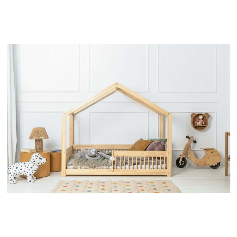 Domečková dětská postel z borovicového dřeva v přírodní barvě 90x200 cm Mila RMW – Adeko