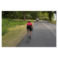 Fotografie Two male cyclists on road, rear view, Romilly Lockyer, (40 x 26.7 cm)