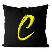 Impar písmeno C, barva iniciály žlutá