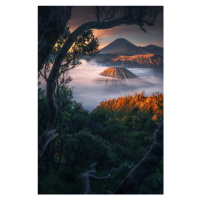 Fotografie First glimpses of Mount Bromo, NingYun Ye, 26.7 × 40 cm