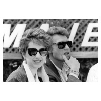 Fotografie Johnny Hallyday and Nathalie Baye, 40 × 26.7 cm