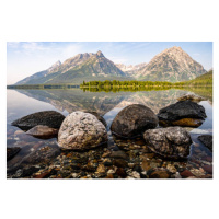 Fotografie Large Rocks Along the Shore of Leigh Lake, kellyvandellen, (40 x 26.7 cm)