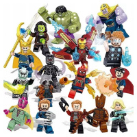 16 figurek superhrdinů z kostek Avengers