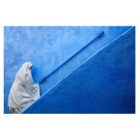 Umělecká fotografie Few steps away, Fadhel Almutaghawi, (40 x 26.7 cm)