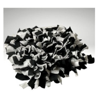 Čmuchací kobereček černý-bílý