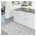 Světle šedý koberec do kuchyně Šířka: 160 cm | Délka: 220 cm