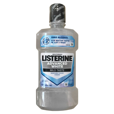 Listerine Advanced White Mild Taste Ústní voda s bělicím účinkem 500 ml