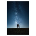 Fotografie Embraced romantic couple enjoying a starry, Daniel Garrido, 26.7 × 40 cm