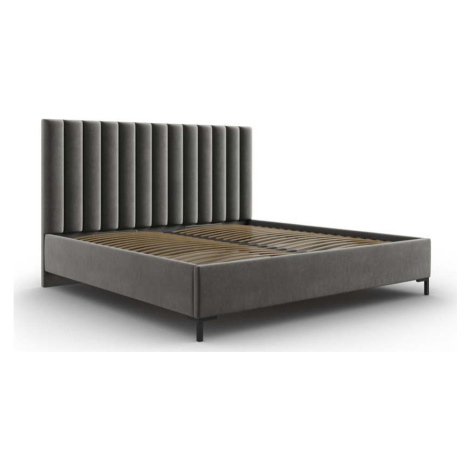 Šedá čalouněná dvoulůžková postel s úložným prostorem s roštem 200x200 cm Casey – Mazzini Beds Mazzini Sofas