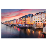 Fotografie Copenhagen, Denmark at Nyhavn Canal, SeanPavonePhoto, 40 × 26.7 cm