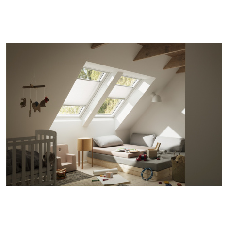 Plísovaná roleta VELUX FHL Standard - stará generace Barva rolety: uhlově černá (1274), Barva vo