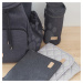 Přebalovací taška jako batoh Vancouver Backpack Dark Grey Beaba s doplňky 22 l objem 42 cm šedá