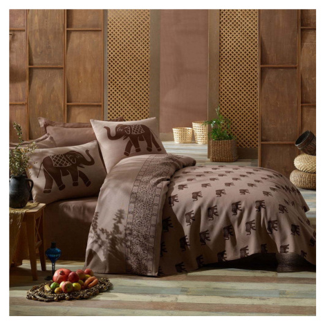 Bavlněný přehoz přes postel na dvoulůžko s povlaky na polštáře a prostěradlem Fil, 200 x 235 cm Eponj Home