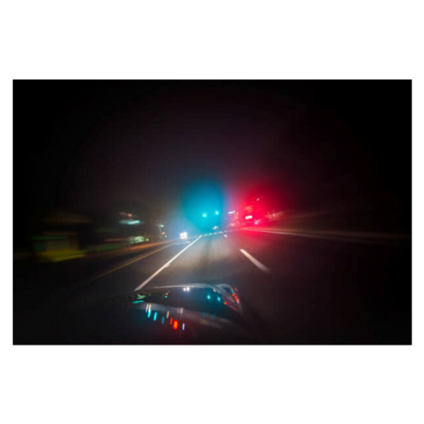 Umělecká fotografie Car driving down road with red and blue lights, Hillary Kladke, (40 x 26.7 c