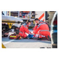 Fotografie Paramedics providing first aid, simonkr, 40 × 26.7 cm