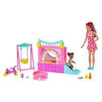 Barbie chůva se skákacím hradem