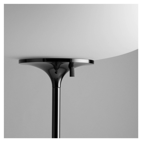 GUBI GUBI Stemlite stojací lampa, černá-chrom, 110 cm