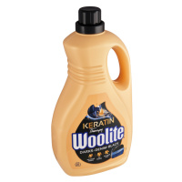 Woolite Keratin Therapy Darks Denim Black tekutý prací přípravek s keratinem 45 praní 2,7l
