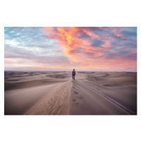 Fotografie One man standing on top of, Marco Bottigelli, 40 × 26.7 cm