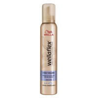 WELLA Wellaflex Mousse 2Day Volume Extra Strong 200 ml