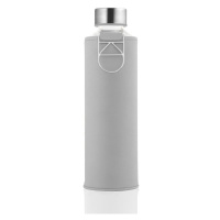 EQUA Mismatch Grey Dove 750 ml designová luxusní ekologická skleněná lahev na pití s obalem z um