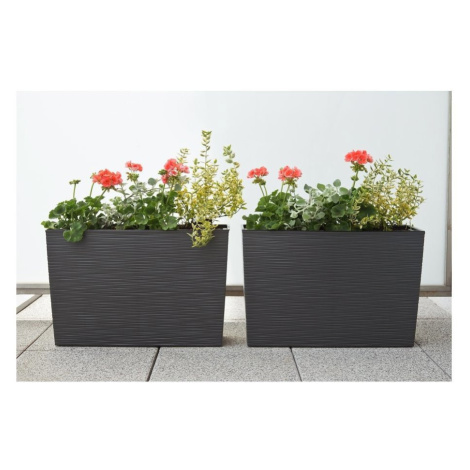 Lamela Truhlík Werbedluto-vroubek 190 × 560 mm krémový LAMELA PLASTICS