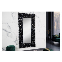 Estila Luxusní nástěnné zrcadlo Muriel obdélníkového tvaru s vyřezávaným rámem v matné černé bar