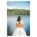 Fotografie Sexy back of beautiful bride by the lake, Pekic, 26.7 × 40 cm