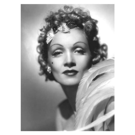 Umělecká fotografie Marlene Dietrich, Destry Rides Again 1939 Directed By George Marshall, (30 x