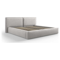 Světle šedá čalouněná dvoulůžková postel s úložným prostorem a roštem 200x200 cm Arendal – Cosmo
