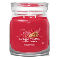 YANKEE CANDLE Signature Vonná svíčka střední 2 knoty Sparkling Cinnamon 368 g