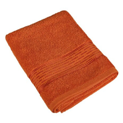 Oranžové ručníky a osušky