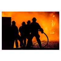 Fotografie Firefighters silhouette, Henrique NDR Martins, (40 x 26.7 cm)
