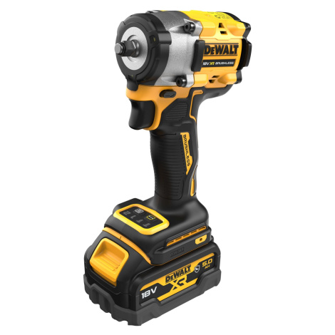 DeWALT DCF923P2G 18V (2x5Ah) rázový utahovák 3/8" s pojistným kroužkem