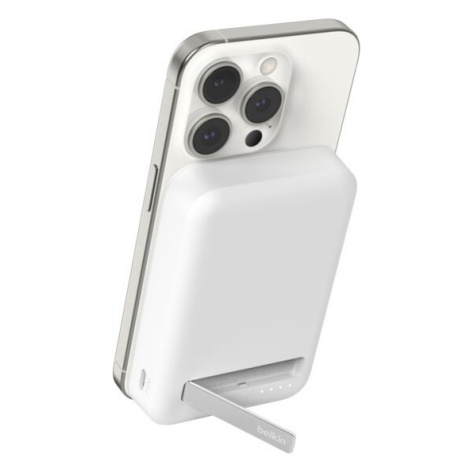 Belkin Boost Charge Pro (Qi2) MagSafe powerbanka, 10000mAh, 15W, bílá