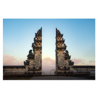 Fotografie Temple gates of heaven and Mount, Prasit photo, 40 × 26.7 cm