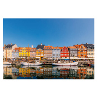 Fotografie Multi-colored vibrant houses along Nyhavn harbour, Alexander Spatari, 40 × 26.7 cm