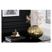 Estila Glamour váza Galactic v kovovém tepaném provedení ve zlaté barvě kulatého tvaru 30cm