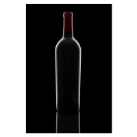 Fotografie Bottle of red wine, Yuri Kriventsoff, 26.7 × 40 cm