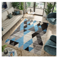 Moderní koberec s barevným vzorem