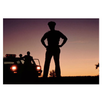 Fotografie Silhouette of policemen with police car, Brownie Harris, 40 × 26.7 cm