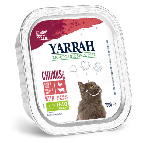 Yarrah Bio kousky v omáčce 24 x 100 g - bio kuře & bio hovězí s bio petrželkou a bio tymiánem