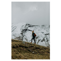 Umělecká fotografie Hiking in winter, Javier Pardina, (26.7 x 40 cm)